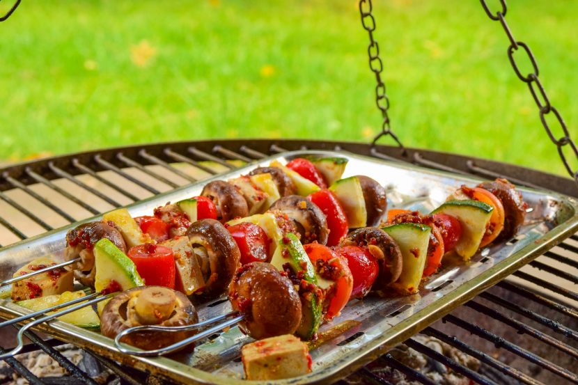 Alu-Grilltassen und Grillschalen aus Edelstahl