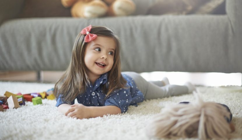 Fußboden im Kinderzimmer, Bodenbelag, Bodenbeläge, Teppich, Laminat, Parkett