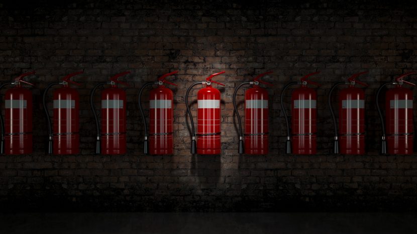 Feuerlöscher überprüfen