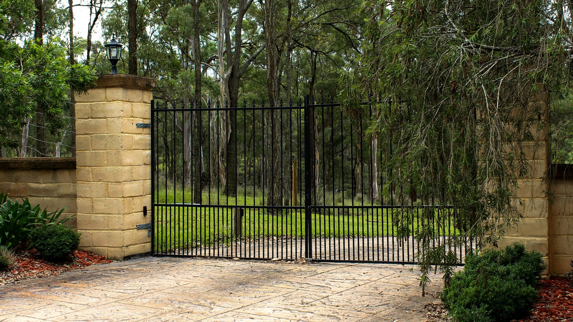 Garagentor | Infos zu Kosten und Arten - HEROLD