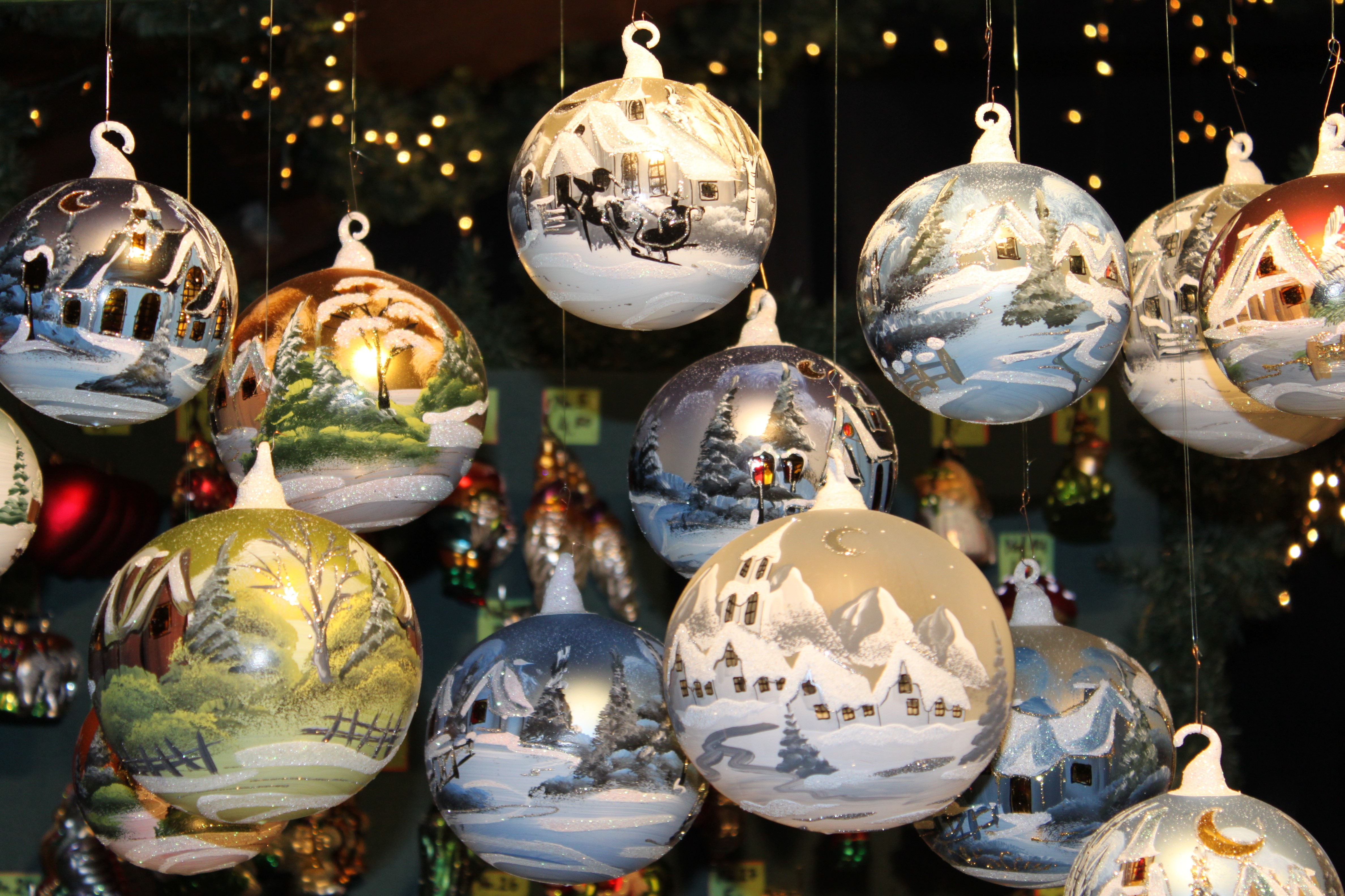 Christbaumschmuck Individuelle Weihnachtskugeln kaufen HEROLD.at
