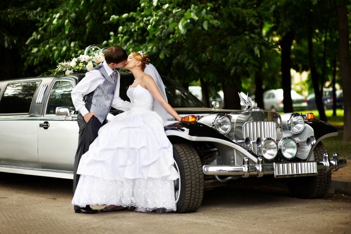 Wie Viel Kostet Es Eine Limousine Zu Mieten Limousine mieten Wien | Günstige Limo für Party & Hochzeit - Herold