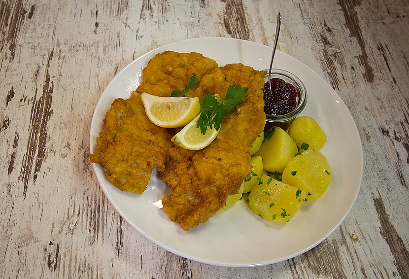 Wiener Schnitzel im Restaurant Stadtliebe in Linz