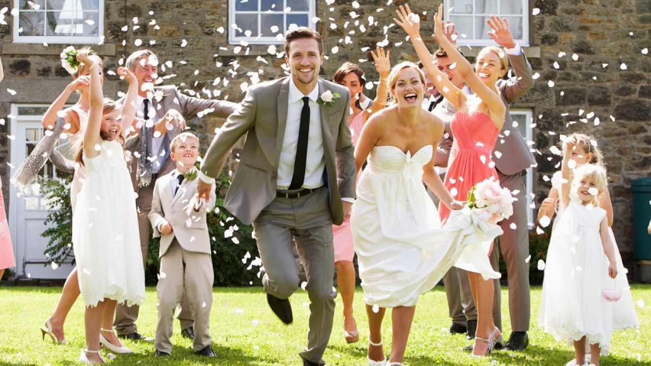 Wie Viel Kostet Eine Hochzeit Kostenubersicht Mit Beispielen