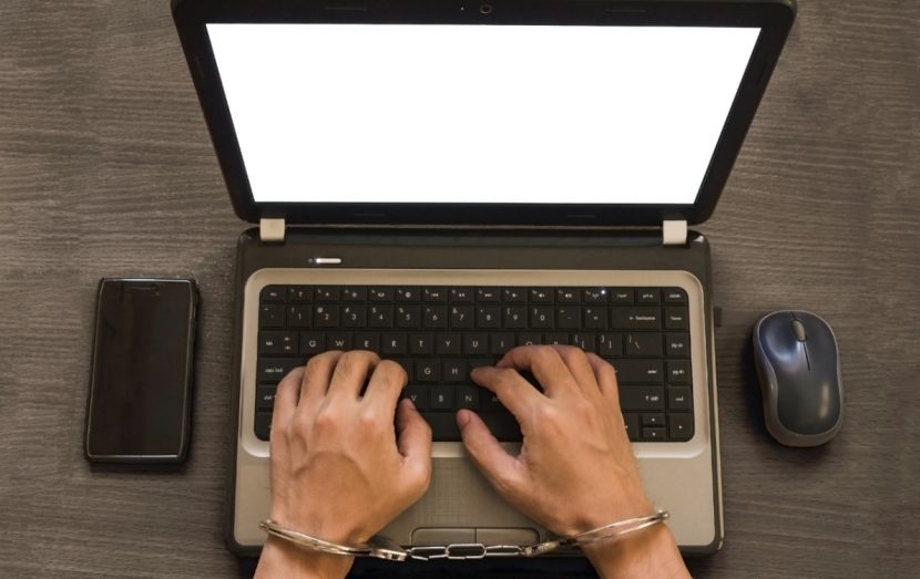 Cybermobbing, Cyber Mobbing ist strafbar