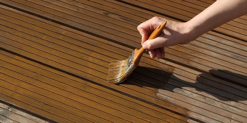 Terrassendielen: Holzarten, Pflege und Reinigung - HEROLD.at