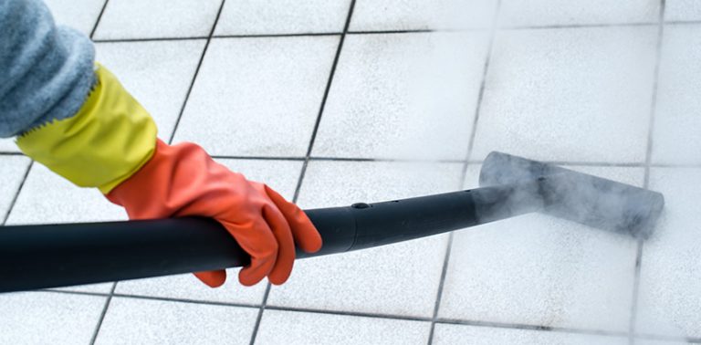 Fugen reinigen | Hausmittel und Profi-Tipps - HEROLD