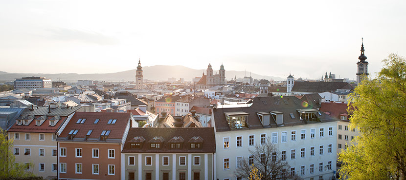 Panorama von Linz. Hotels in Linz.