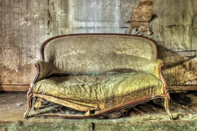 Sperrmüll Wien - altes Sofa