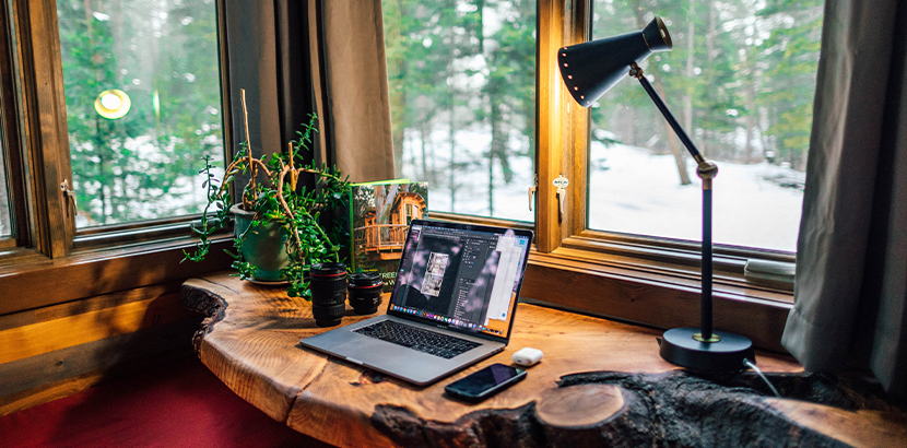 Corona Home Office