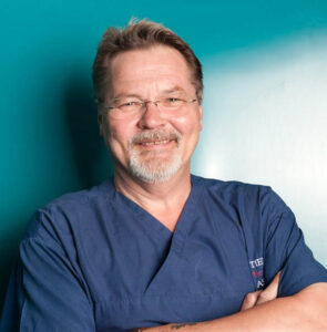 DR. MARKUS KASPER