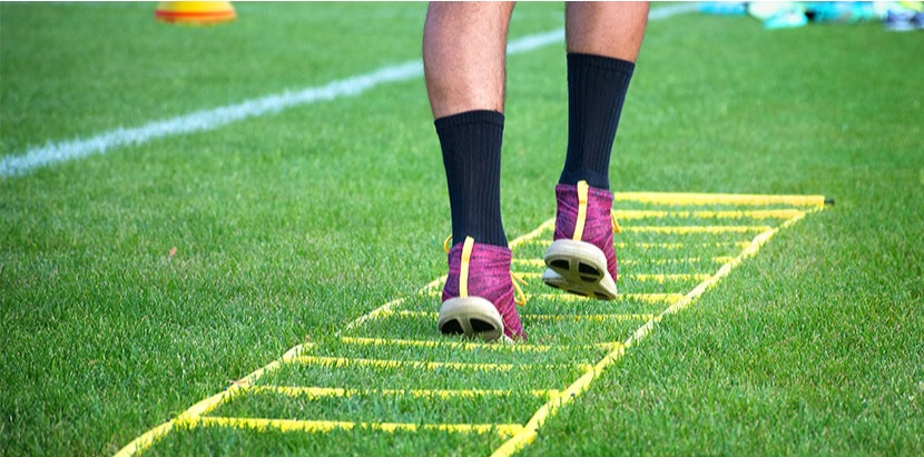 Fußballer im Training, steht sinnbildlich für strukturierte Daten als Google Ranking Faktor.