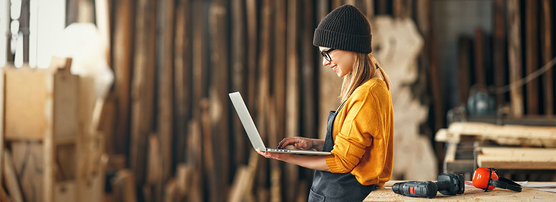 Handwerker Marketing findet heutzutage hauptsächlich online statt.