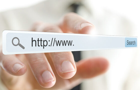 Domainname in Adresszeile von Browser
