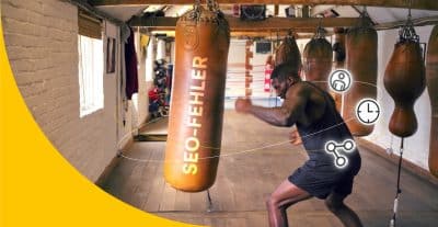 Boxer, der auf einen Boxsack haut, auf dem "SEO Fehler" steht. Um ihn herum sind ein Menschen- und ein Zeit-Symbol.