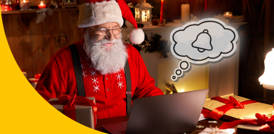 Bild zeigt Weihnachtsmann, der mit Marketing Weihnachten für sein Unternehmen nutzt